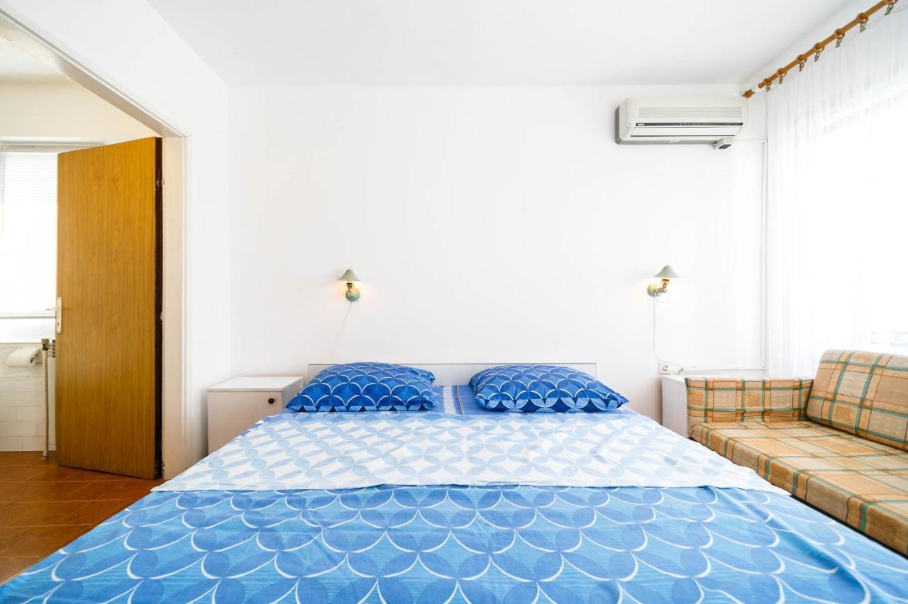 Guesthouse Ivkovic Крк Екстер'єр фото