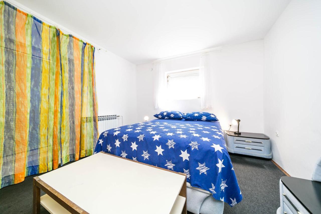 Guesthouse Ivkovic Крк Екстер'єр фото