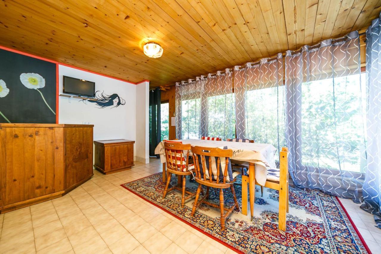 Guesthouse Ivkovic Крк Екстер'єр фото