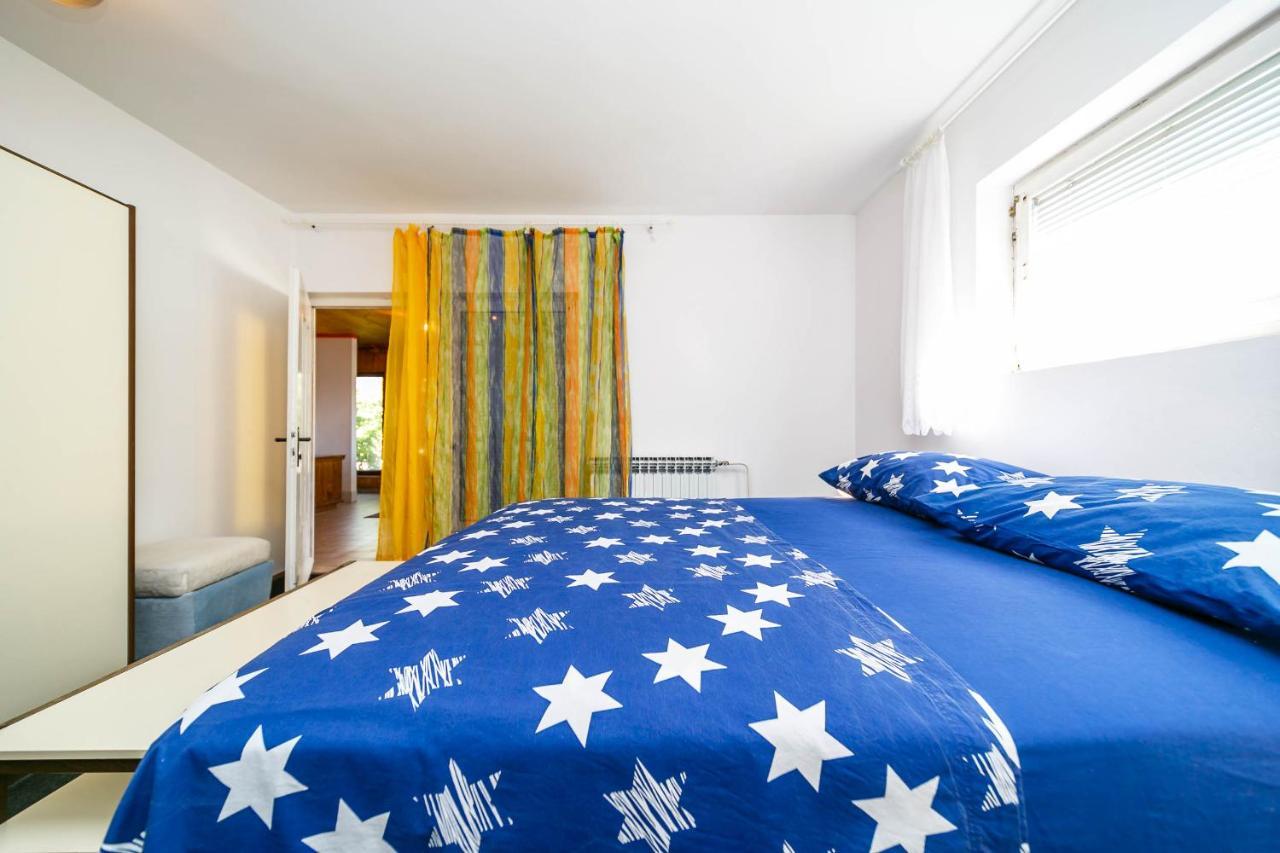 Guesthouse Ivkovic Крк Екстер'єр фото