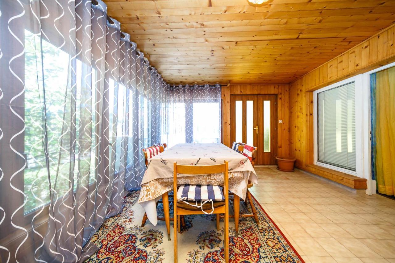 Guesthouse Ivkovic Крк Екстер'єр фото