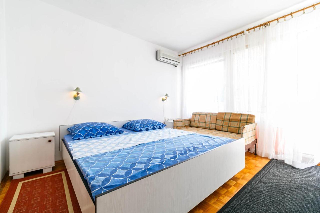 Guesthouse Ivkovic Крк Екстер'єр фото