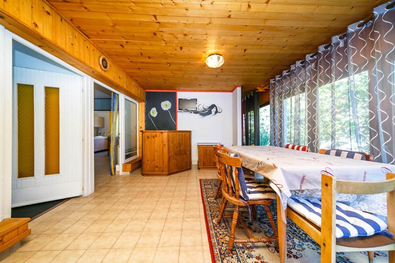 Guesthouse Ivkovic Крк Екстер'єр фото
